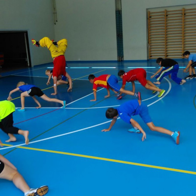 Square_photo_capoeira